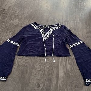 Mie Eion by LF Woven Embroidered Bell Sleeve Peasant Crop Top